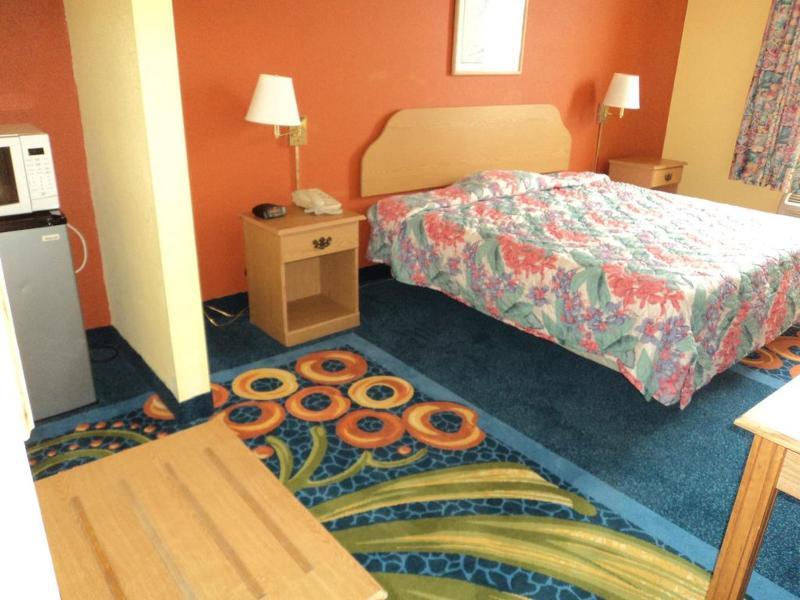 Travel Inn Уинтер-Хейвен Экстерьер фото
