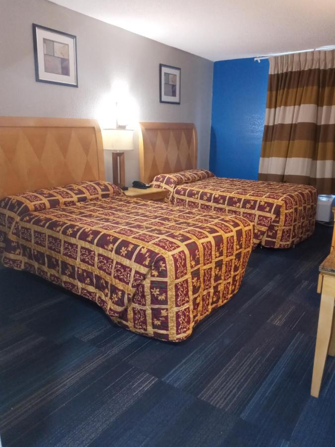 Travel Inn Уинтер-Хейвен Экстерьер фото